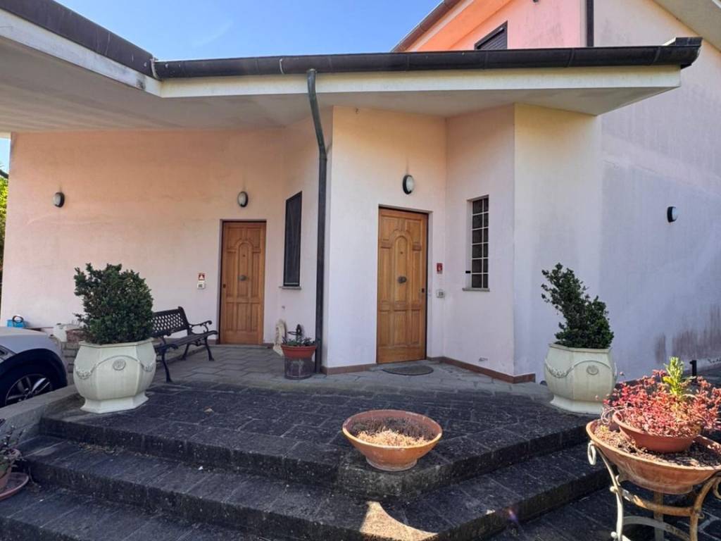 casa indipendente in vendita a Nettuno