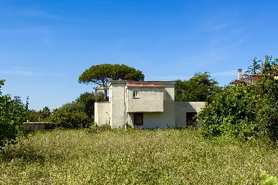 casa indipendente in vendita a Nettuno