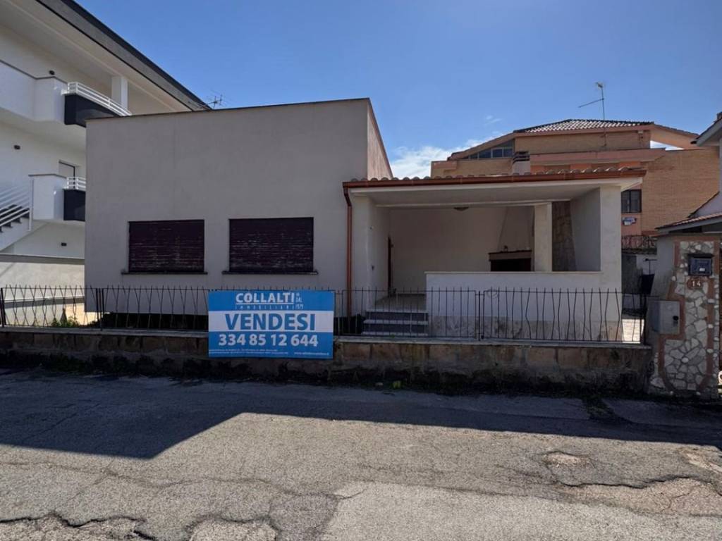 casa indipendente in vendita a Nettuno