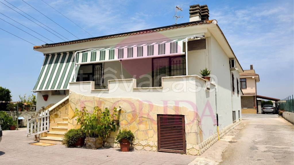 casa indipendente in vendita a Nettuno