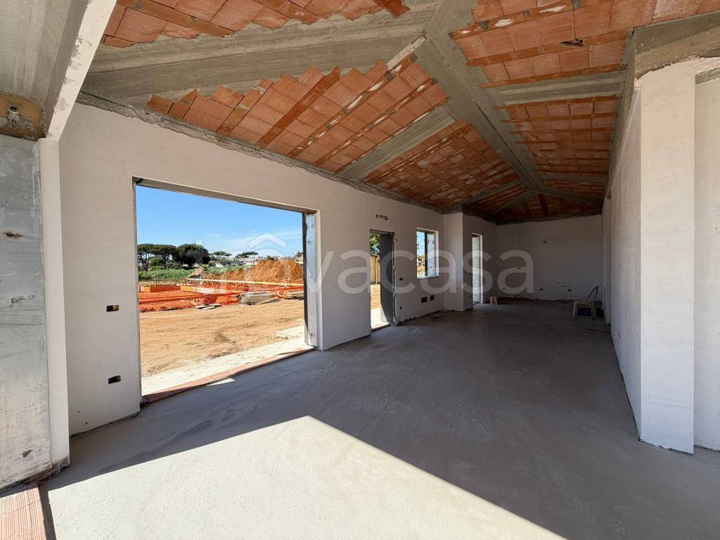 casa indipendente in vendita a Nettuno