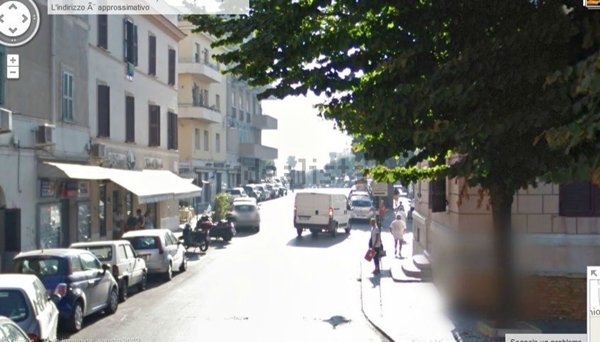 locale commerciale in vendita a Nettuno