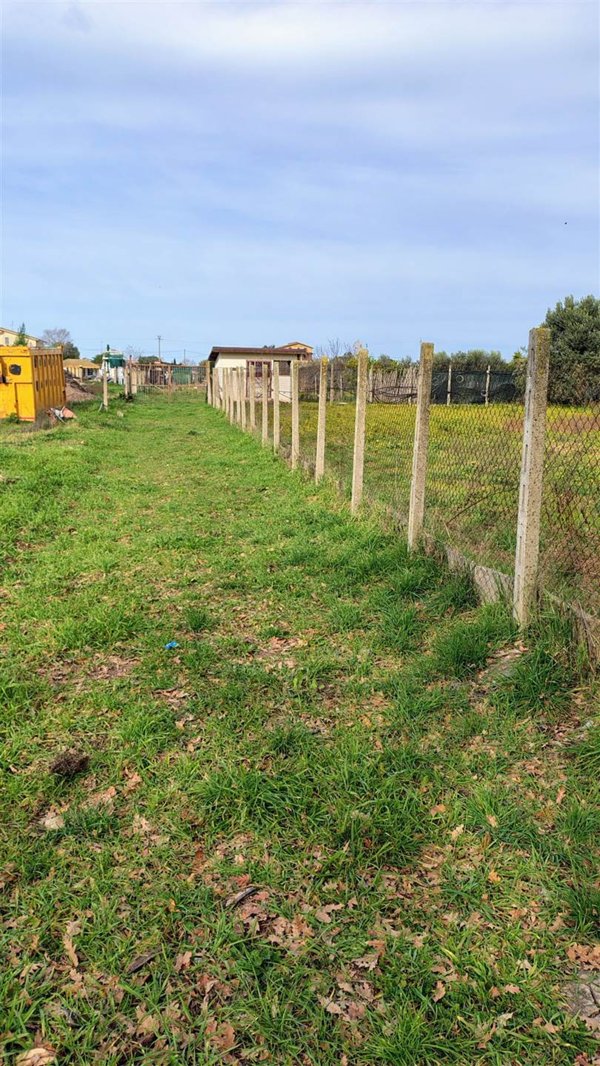 terreno in vendita a Nettuno in zona Padiglione