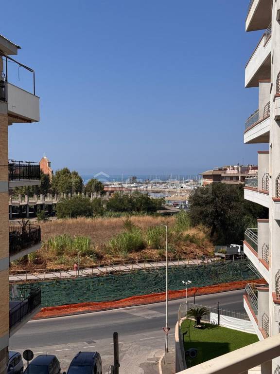appartamento in vendita a Nettuno