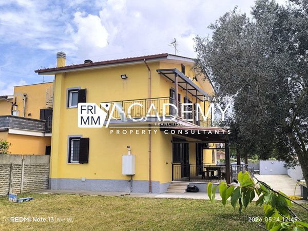 casa indipendente in vendita a Nettuno in zona Padiglione