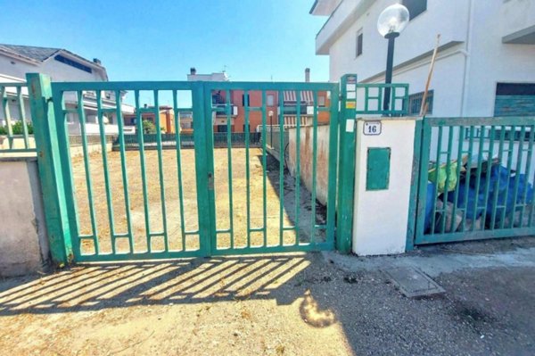 appartamento in vendita a Nettuno