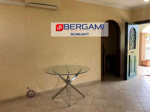 casa indipendente in vendita a Nettuno