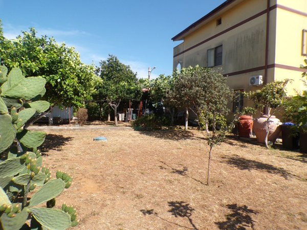 appartamento in vendita a Nettuno in zona Padiglione
