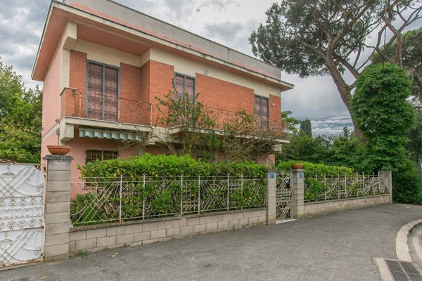 casa indipendente in vendita a Nettuno