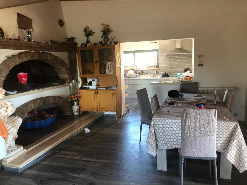 casa indipendente in vendita a Nettuno