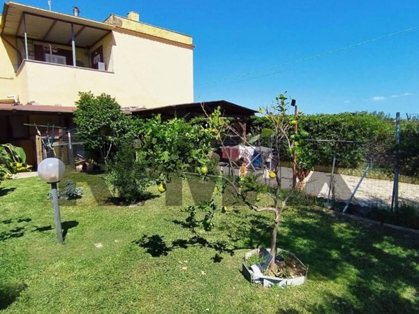 appartamento in vendita a Nettuno in zona Padiglione
