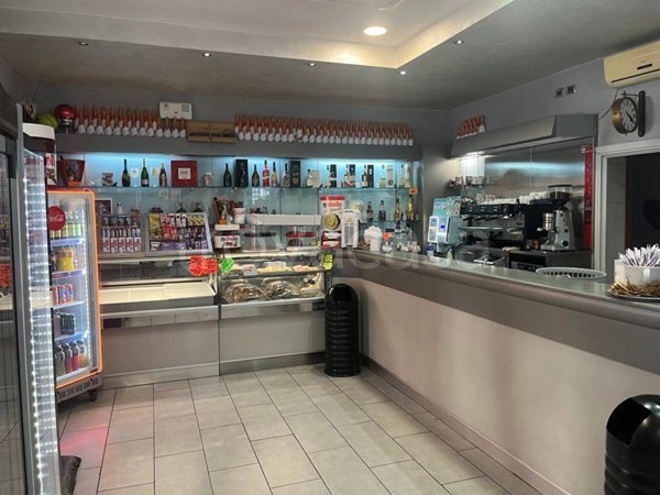 negozio in vendita a Nettuno