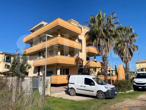 appartamento in vendita a Nettuno in zona Padiglione
