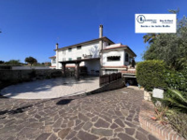 casa indipendente in vendita a Nettuno