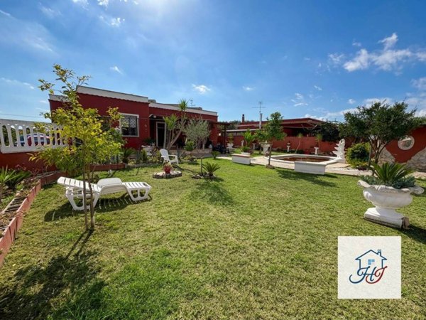 casa indipendente in vendita a Nettuno in zona Padiglione