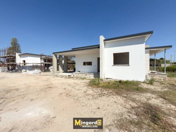casa indipendente in vendita a Nettuno