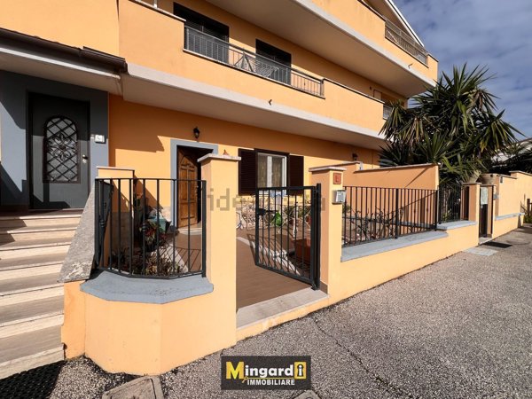 appartamento in vendita a Nettuno in zona Padiglione