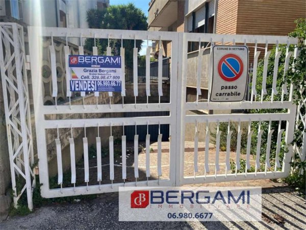ufficio in vendita a Nettuno