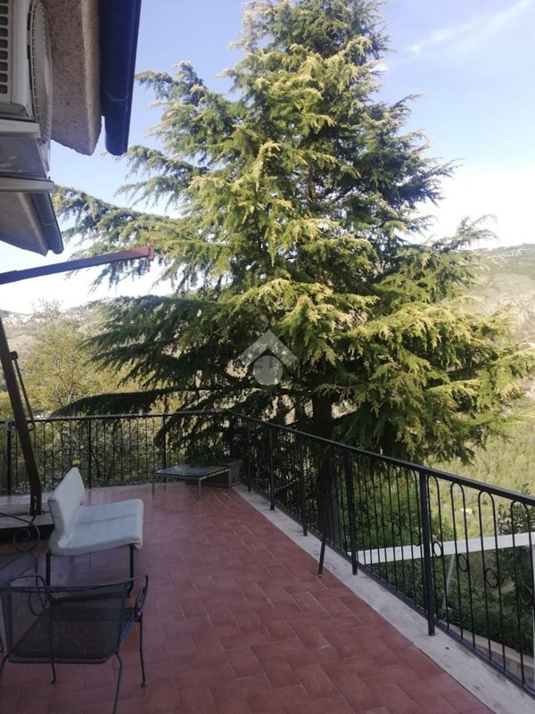 appartamento in vendita ad Olevano Romano