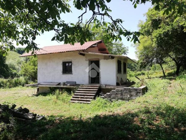 appartamento in vendita ad Olevano Romano