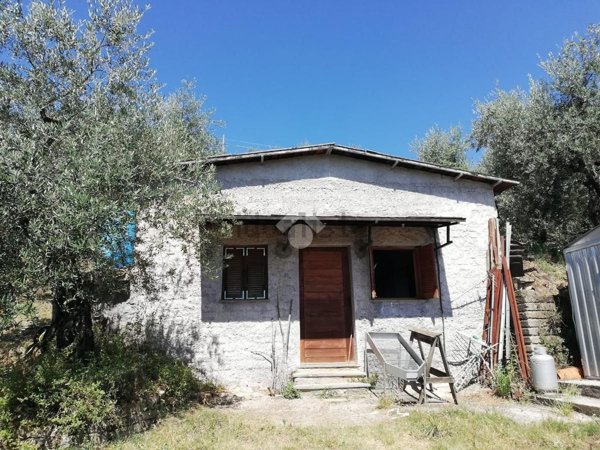 appartamento in vendita ad Olevano Romano