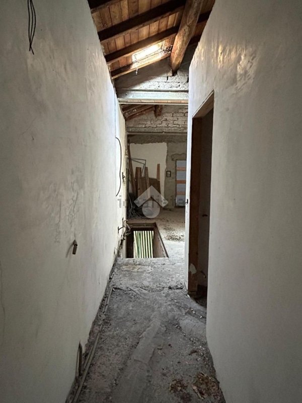 appartamento in vendita ad Olevano Romano