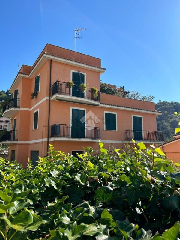 appartamento in vendita ad Olevano Romano