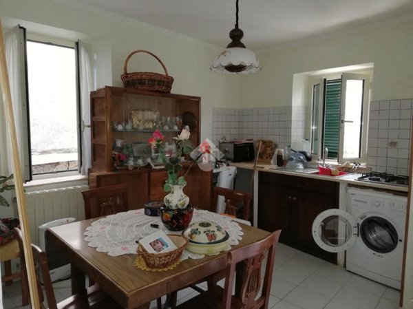 appartamento in vendita ad Olevano Romano