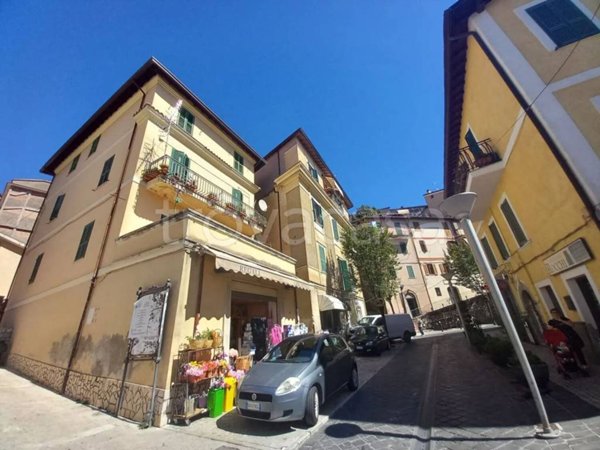appartamento in vendita ad Olevano Romano