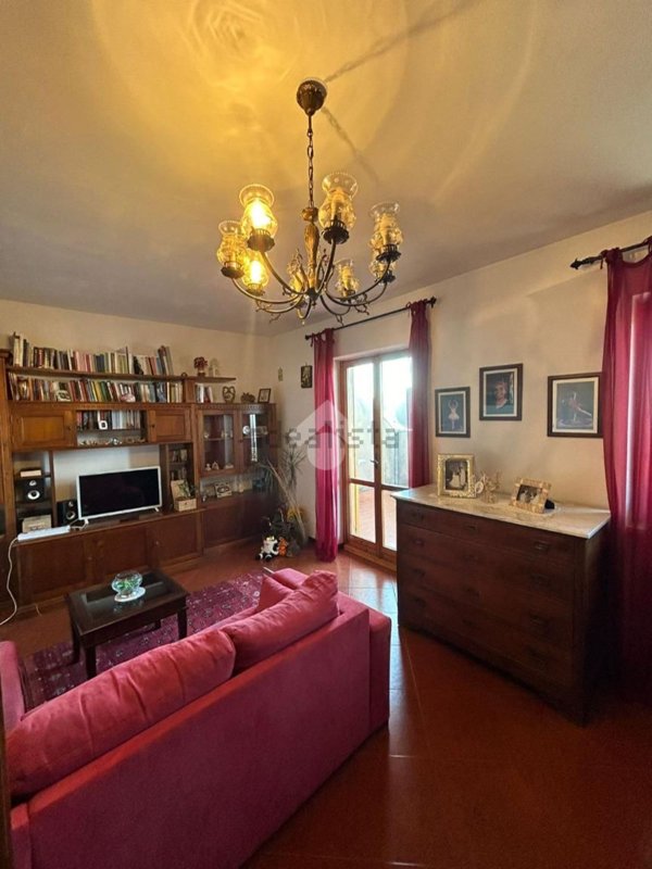 appartamento in vendita ad Olevano Romano