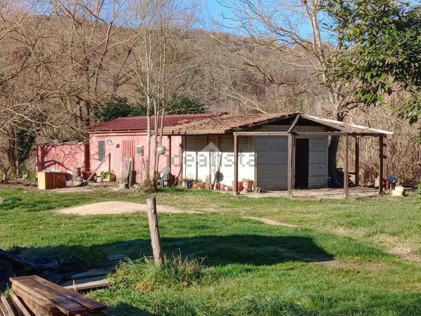 appartamento in vendita ad Olevano Romano