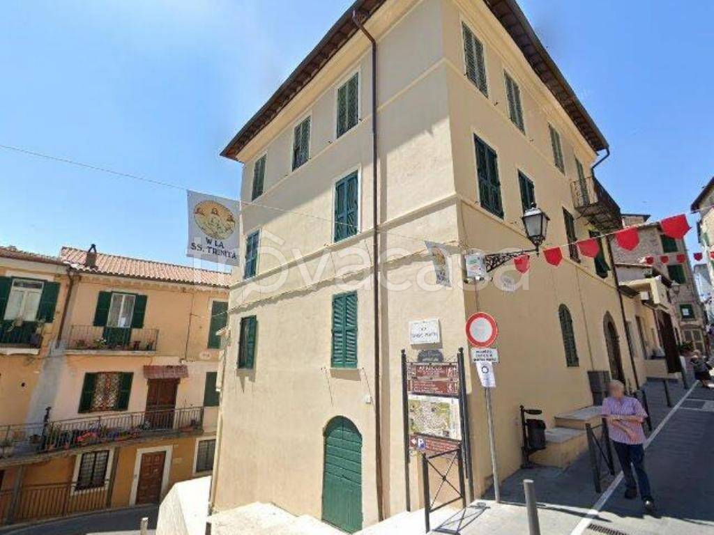 appartamento in vendita ad Olevano Romano