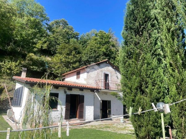 casa indipendente in vendita ad Olevano Romano