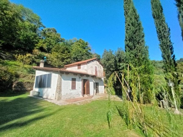 appartamento in vendita ad Olevano Romano