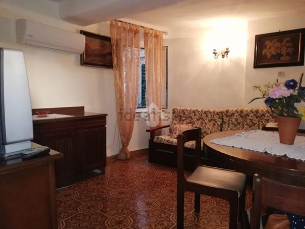 appartamento in vendita ad Olevano Romano