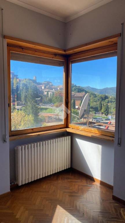 appartamento in vendita ad Olevano Romano