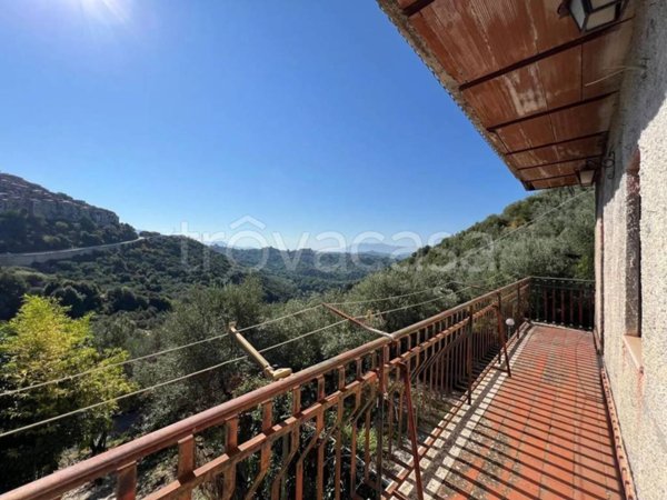 appartamento in vendita ad Olevano Romano