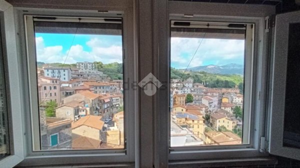 appartamento in vendita ad Olevano Romano