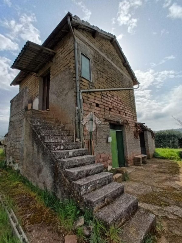 appartamento in vendita ad Olevano Romano