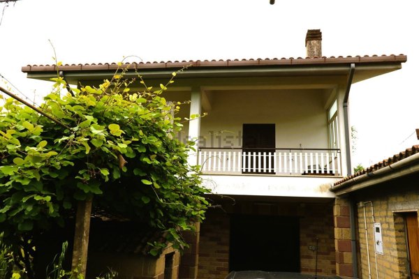 casa indipendente in vendita ad Olevano Romano