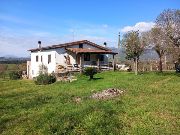 appartamento in vendita ad Olevano Romano