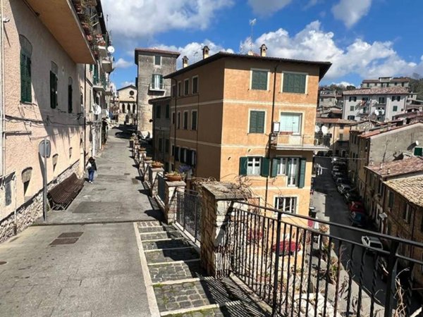 appartamento in vendita ad Olevano Romano