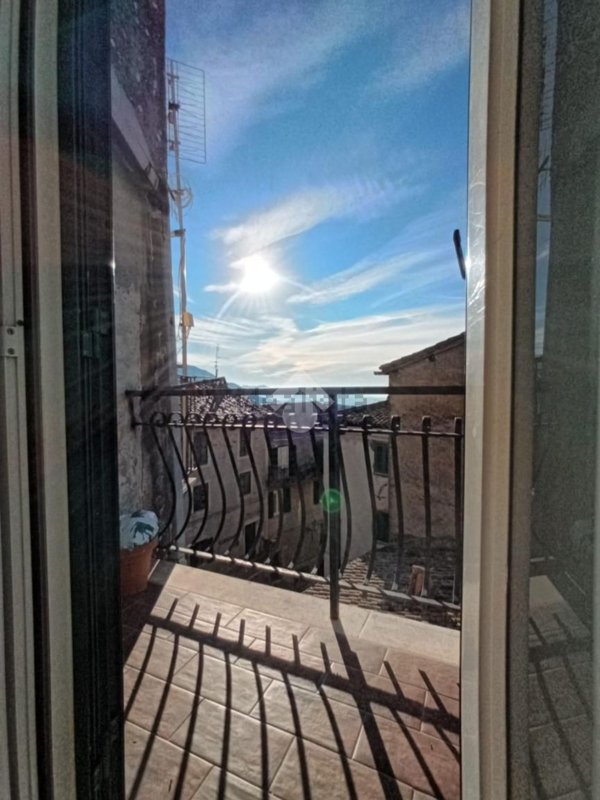 appartamento in vendita ad Olevano Romano