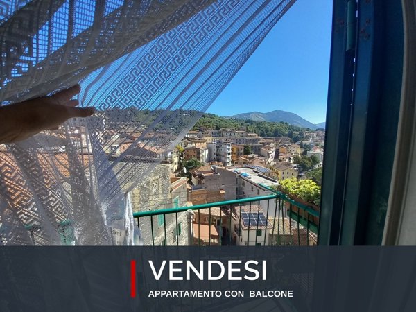 appartamento in vendita ad Olevano Romano