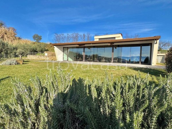 casa indipendente in vendita ad Olevano Romano