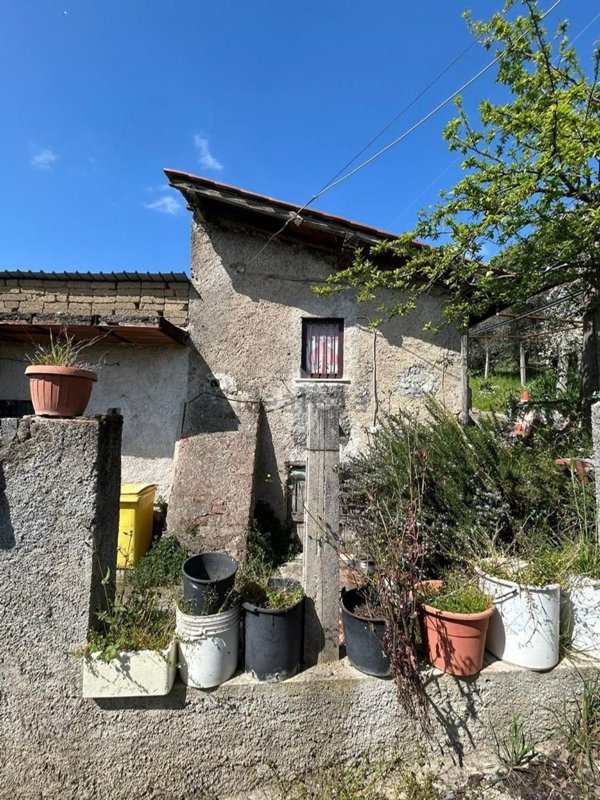 appartamento in vendita ad Olevano Romano