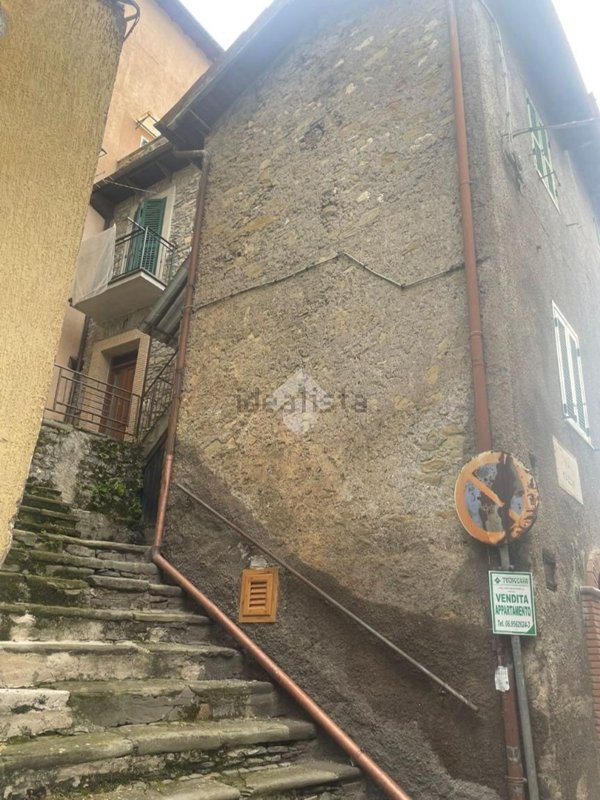 appartamento in vendita ad Olevano Romano