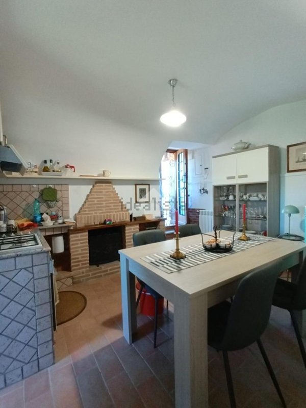appartamento in vendita ad Olevano Romano