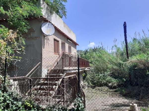 appartamento in vendita ad Olevano Romano