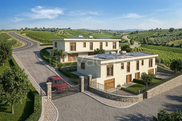 casa indipendente in vendita ad Olevano Romano